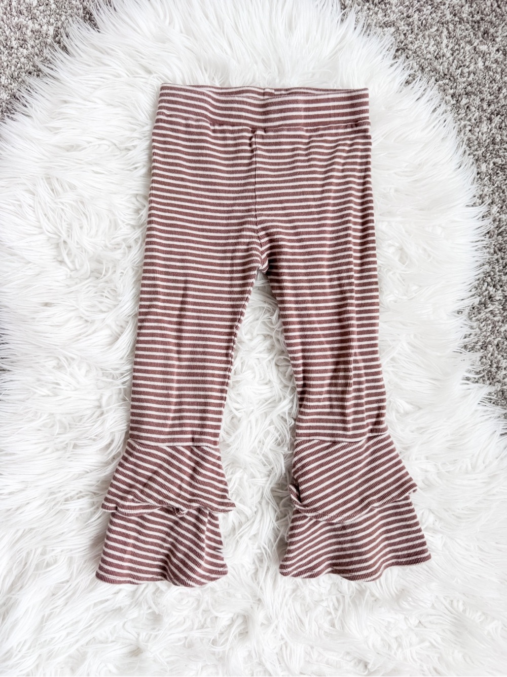 Kate Quinn Ribbed Stripe Ruffle Bell Bottom Leggings 3T